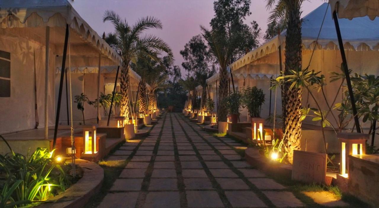 Ananta Spa & Resort, Pushkar Exterior foto